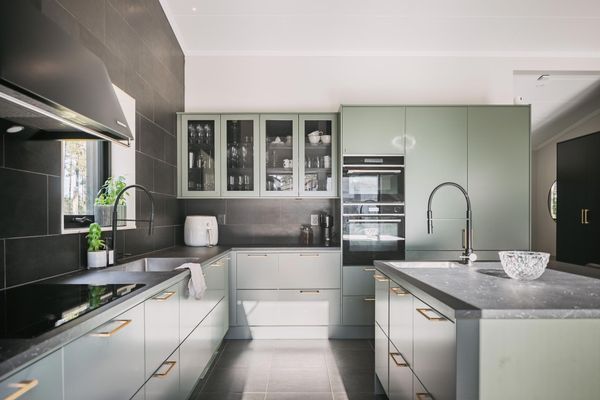 Stort hus ute på en fin Ö nära Vänern - Bild 10