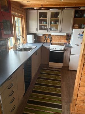 Mysig stuga i Ankarvattnet, Vildmarksvägen - Bild 25