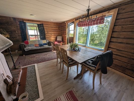 Timrad stuga nära fjällen - Bild 18