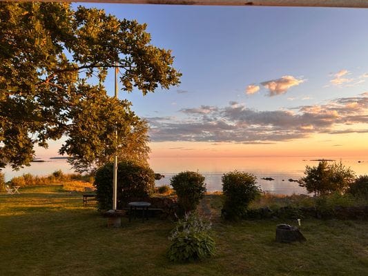 40-tals stuga med sjötomt vid Vänern - Bild 3