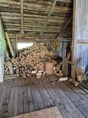 Mysig timmerstuga i naturskön miljö - Bild 10