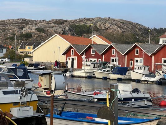 Havsnära villa med underbar utsikt i Rönnäng - Bild 18