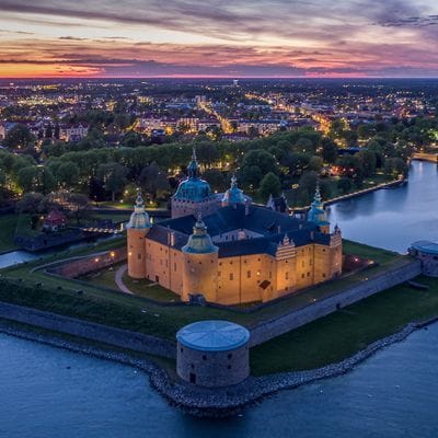 Charmigt gästhus 5 min från bron- Sängkläder inkl. - Bild 18